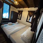 Bujtina Bega بيرات