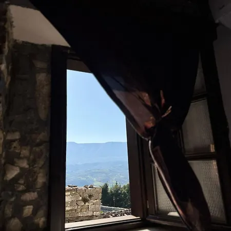 Hotel Bujtina Bega *