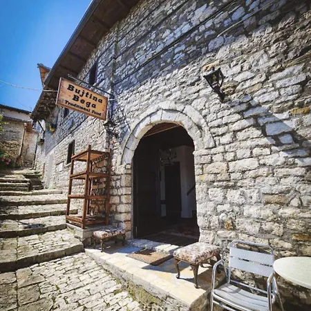 Bujtina Bega Berat