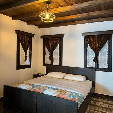 Hotel Bujtina Bega