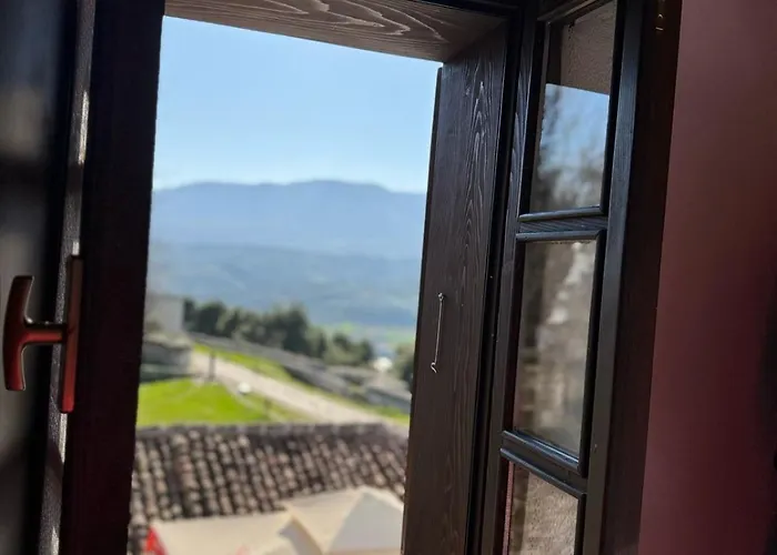 Hotel Bujtina Bega *
