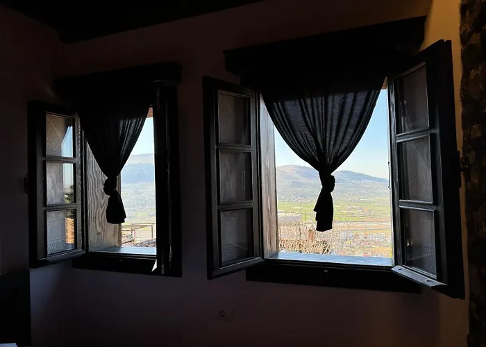 Bujtina Bega * Berat