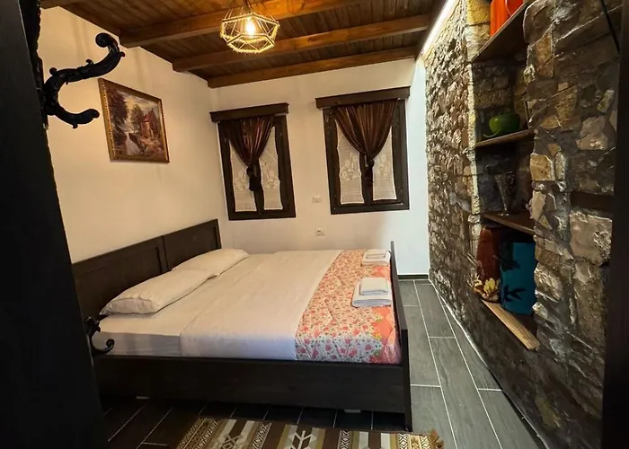 Bujtina Bega Hotel *